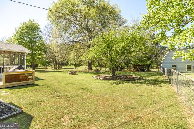 127 Bolingview Road, Juliette, GA 31046