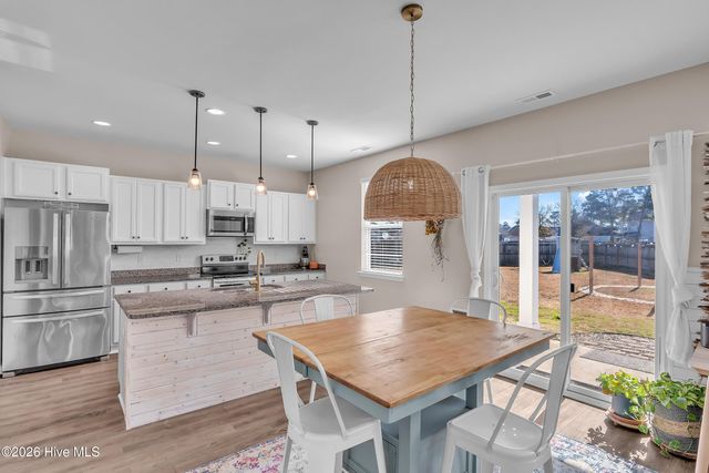 102 Tralee Place, Holly Ridge, NC 28445