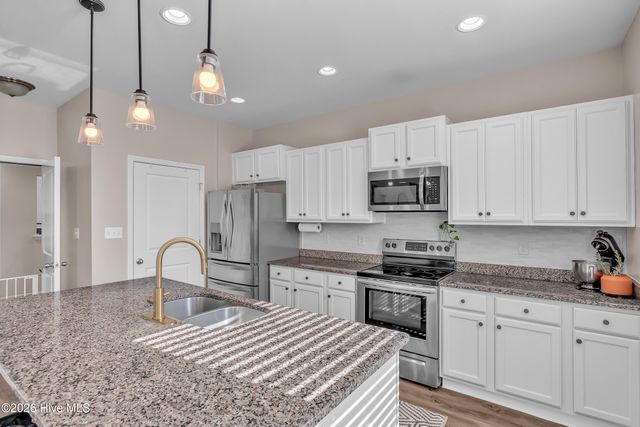 102 Tralee Place, Holly Ridge, NC 28445