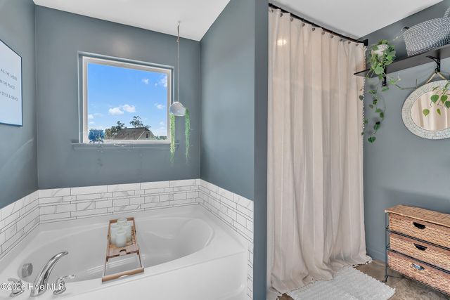 102 Tralee Place, Holly Ridge, NC 28445