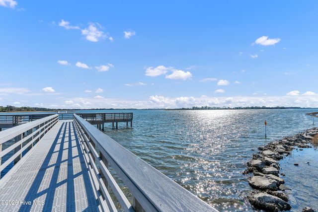 102 Tralee Place, Holly Ridge, NC 28445