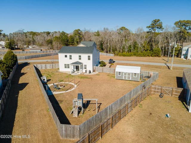 102 Tralee Place, Holly Ridge, NC 28445