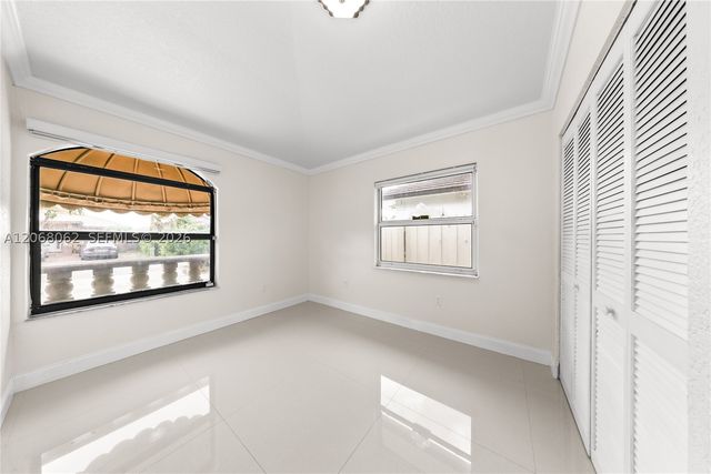 10033 NW 126th Ter, Hialeah Gardens, FL 33018