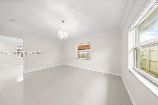 10033 NW 126th Ter, Hialeah Gardens, FL 33018