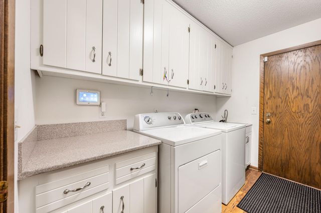 17115 28th Place N, Plymouth, MN 55447