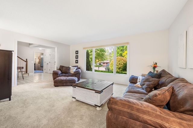 17115 28th Place N, Plymouth, MN 55447