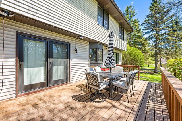 17115 28th Place N, Plymouth, MN 55447