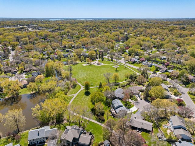 17115 28th Place N, Plymouth, MN 55447