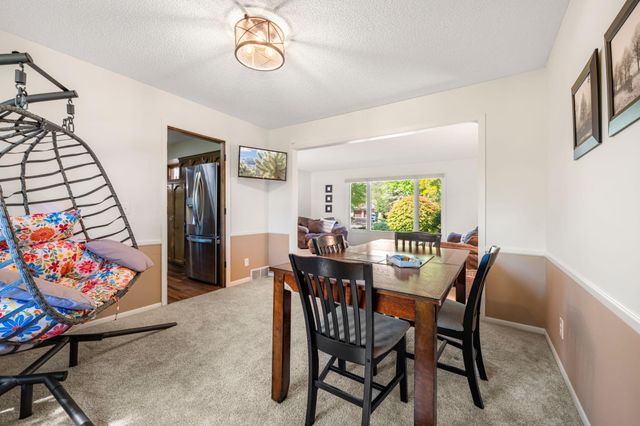 17115 28th Place N, Plymouth, MN 55447