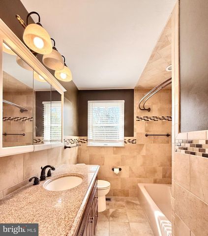 15 LIPPINCOTT AVE, Voorhees, NJ 08043