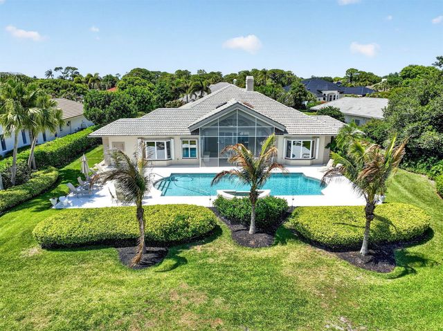 6711 SE Barrington Drive, Stuart, FL 34997