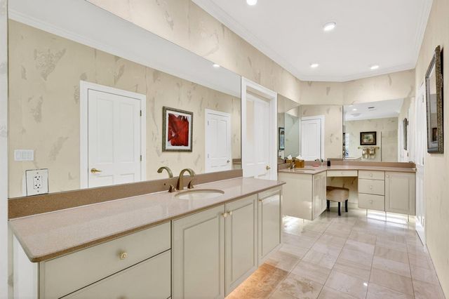 6711 SE Barrington Drive, Stuart, FL 34997