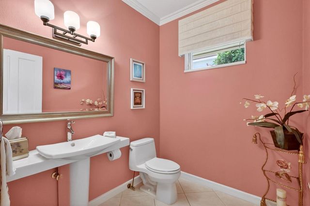 6711 SE Barrington Drive, Stuart, FL 34997