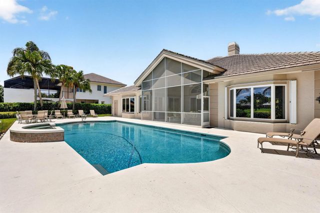 6711 SE Barrington Drive, Stuart, FL 34997