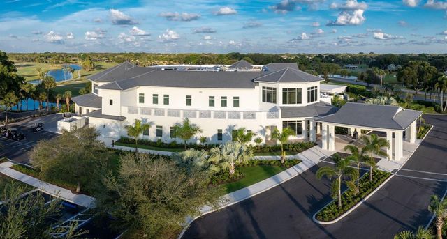 6711 SE Barrington Drive, Stuart, FL 34997
