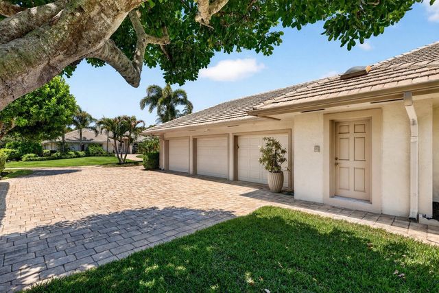 6711 SE Barrington Drive, Stuart, FL 34997
