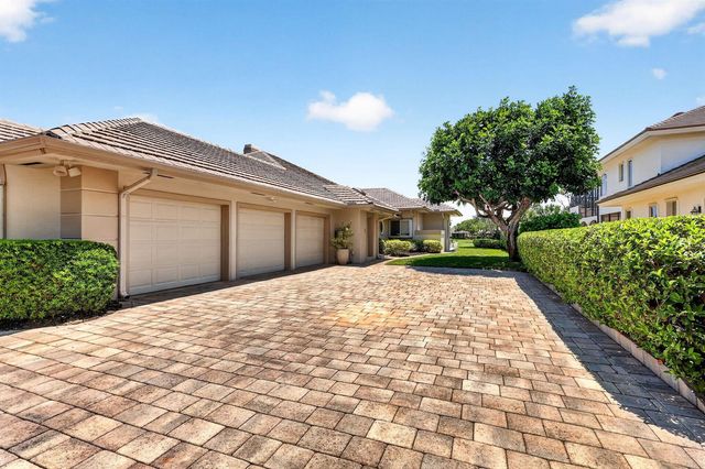 6711 SE Barrington Drive, Stuart, FL 34997