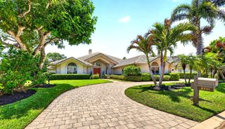 6711 SE Barrington Drive, Stuart, FL 34997