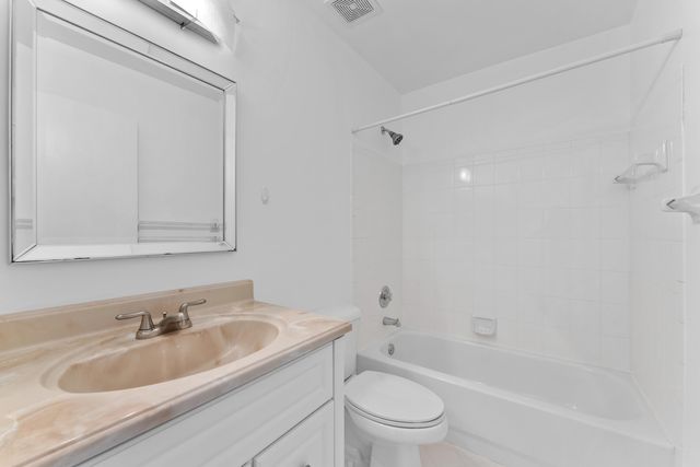 15350 NW 6th Court, Pembroke Pines, FL 33028