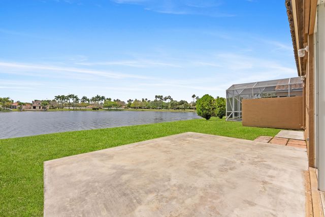 15350 NW 6th Court, Pembroke Pines, FL 33028