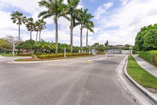 15350 NW 6th Court, Pembroke Pines, FL 33028