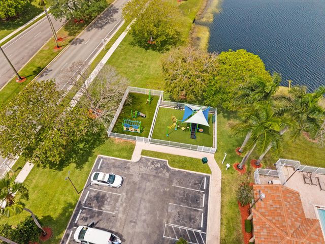 15350 NW 6th Court, Pembroke Pines, FL 33028