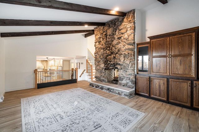 W233S6945 Millbrook CIRCLE W, Big Bend, WI 53103