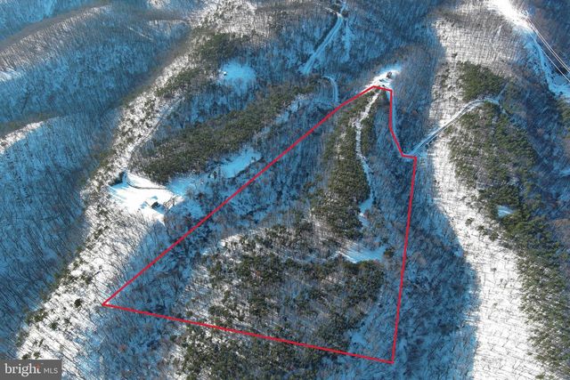 299 ASHTON WOODS, Moorefield, WV 26836