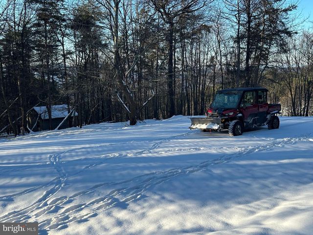 299 ASHTON WOODS, Moorefield, WV 26836