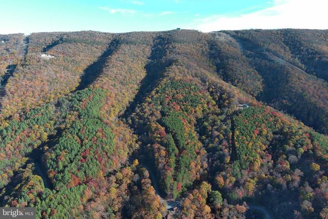 299 ASHTON WOODS, Moorefield, WV 26836