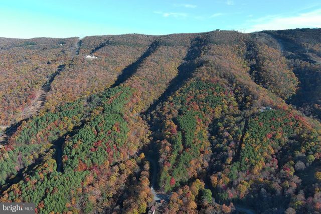 299 ASHTON WOODS, Moorefield, WV 26836