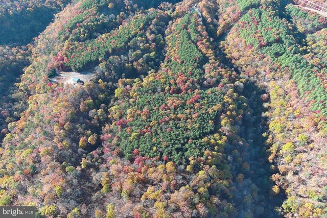 299 ASHTON WOODS, Moorefield, WV 26836