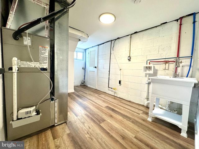 3318 GURLEY RD, Philadelphia, PA 19154