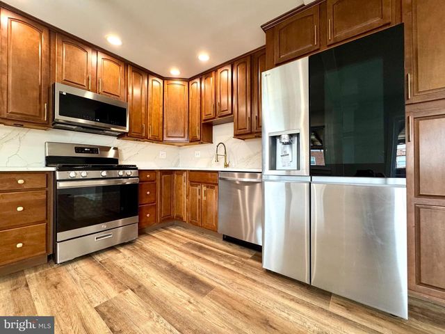 3318 GURLEY RD, Philadelphia, PA 19154