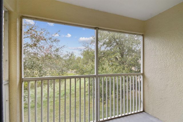 8827 GRAND PALMS CIRCLE B, Kissimmee, FL 34747