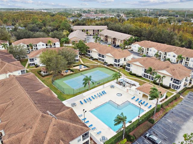 8827 GRAND PALMS CIRCLE B, Kissimmee, FL 34747