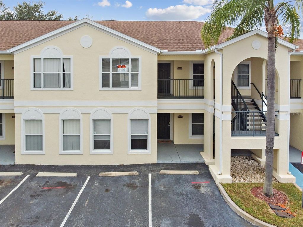 8827 GRAND PALMS CIRCLE B, Kissimmee, FL 34747