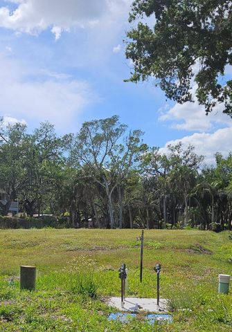118 18TH STREET E, Bradenton, FL 34208