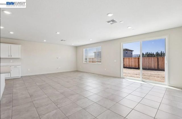 5412 Golden Eagle Street, Antioch, CA 94531