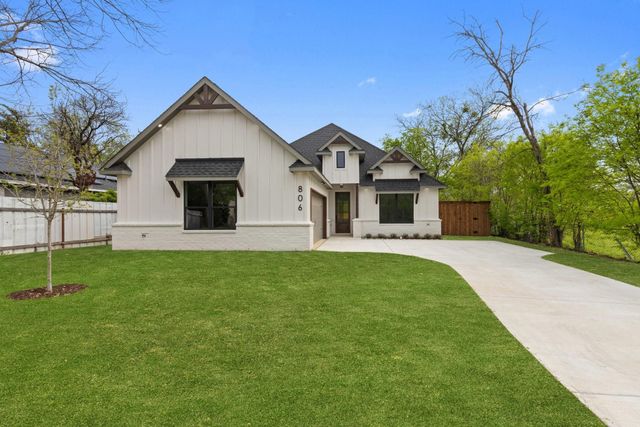 806 Barber Avenue, Cleburne, TX 76031