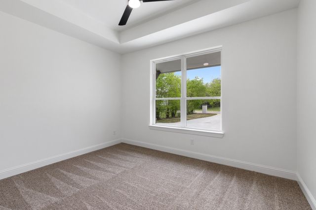 806 Barber Avenue, Cleburne, TX 76031