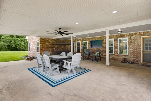 1855 OAK GROVE DR, Moscow, TN 38057