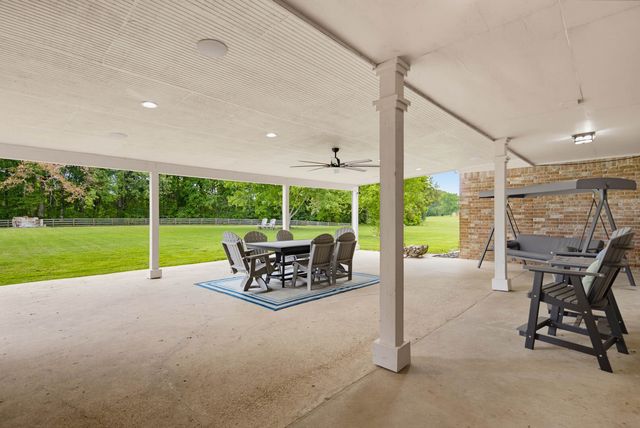 1855 OAK GROVE DR, Moscow, TN 38057