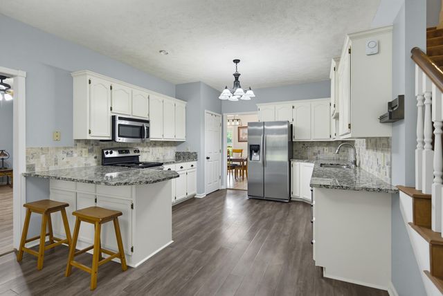 1855 OAK GROVE DR, Moscow, TN 38057
