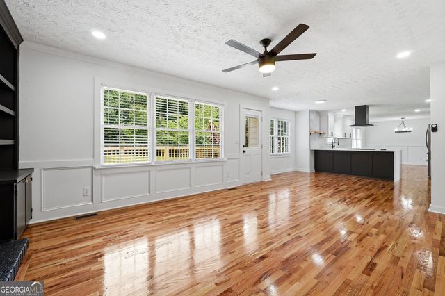 3022 Meadowsweet Trail, Snellville, GA 30078
