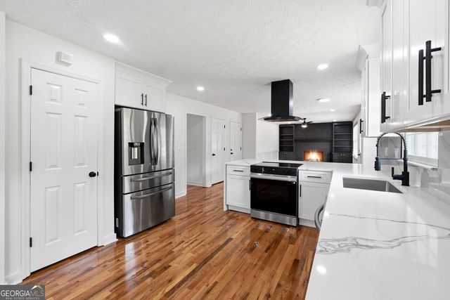 3022 Meadowsweet Trail, Snellville, GA 30078