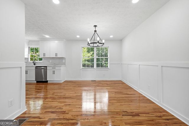 3022 Meadowsweet Trail, Snellville, GA 30078