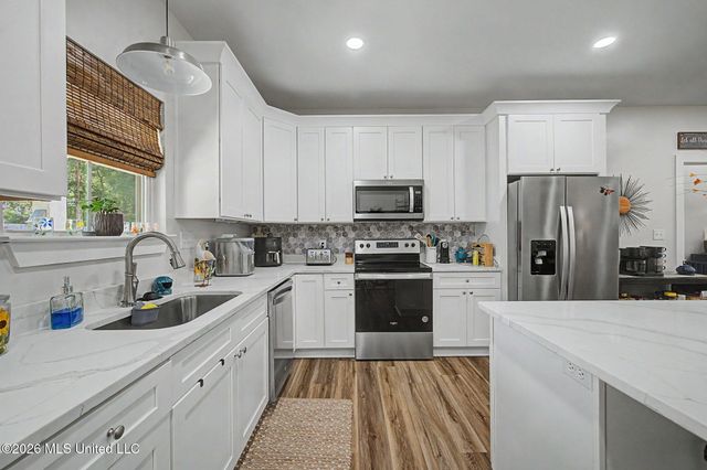 720 Plum Street, Ocean Springs, MS 39564