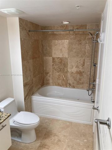 41 SE 5th St 1104, Miami, FL 33131