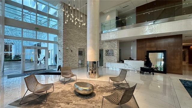 41 SE 5th St 1104, Miami, FL 33131